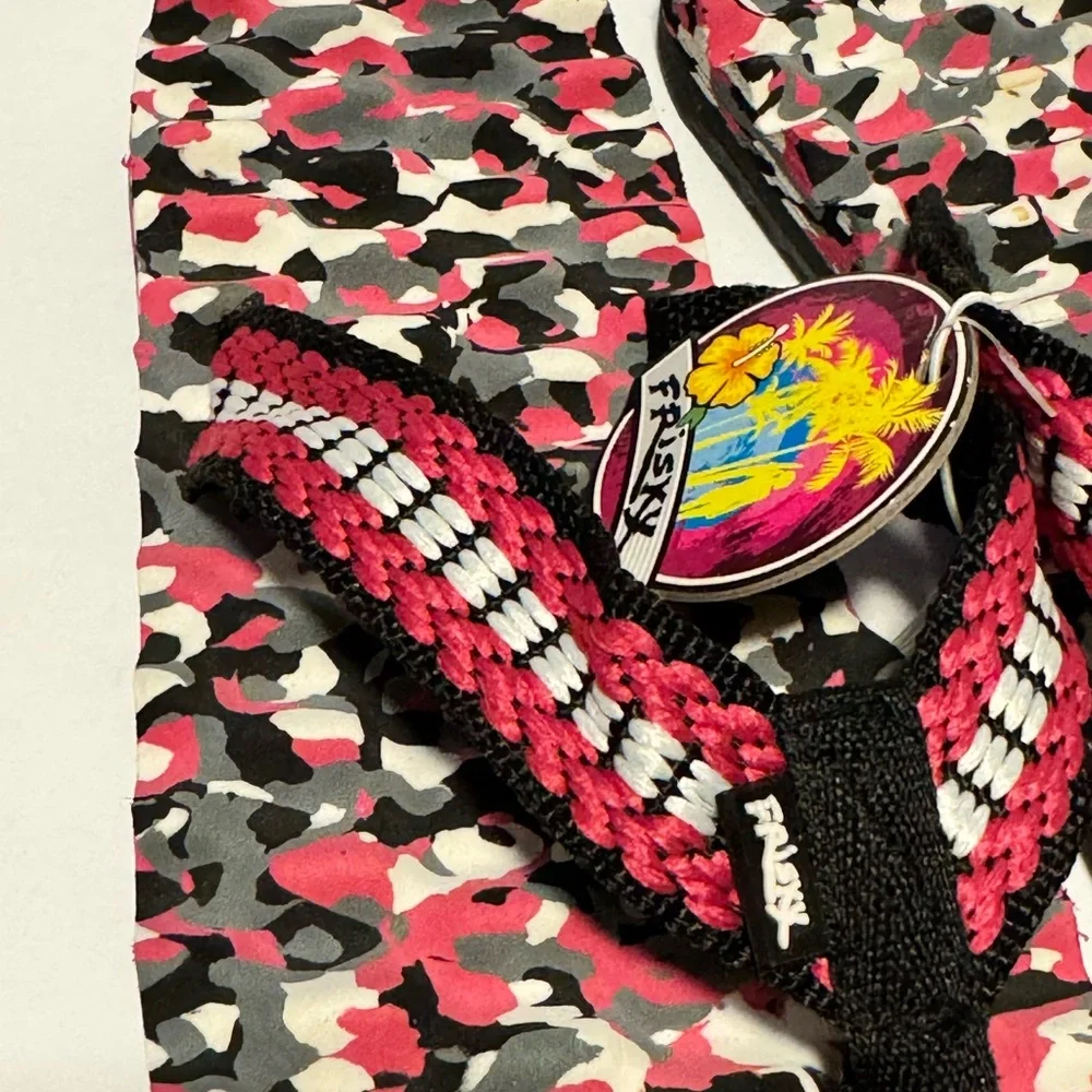 Frisxy Flip Flops Women's 8 Camo Black Pink White Slide-On Sandals NEW